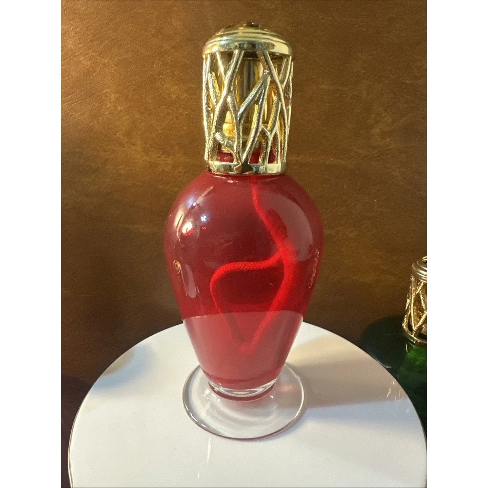 Red Blown Glass Fragrance Lamp with Wick and Gold Tone Lid 8
